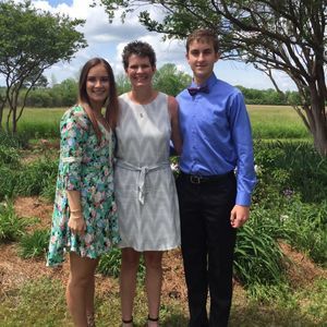 Meet your Posher, Leah